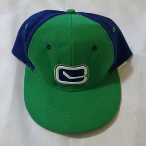 Vintage Vancouver Canucks Snapback Hat Budweiser